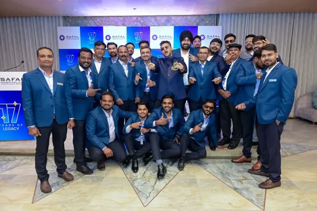 Team Frames &ndash; Safal Hospitality 17 years of legacy celebration