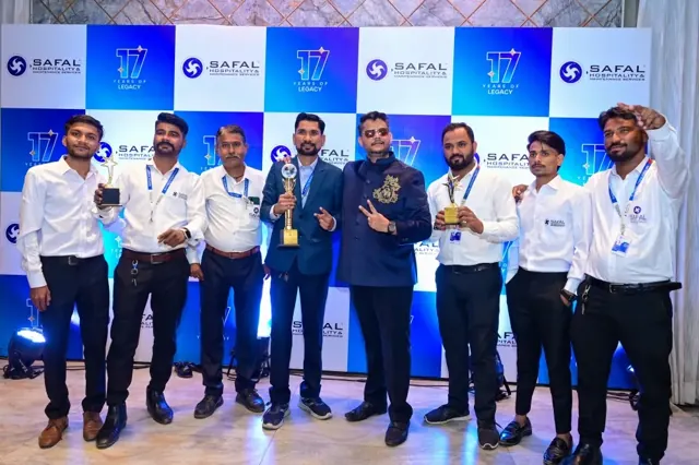 Team Frames &ndash; Safal Hospitality 17 years of legacy celebration